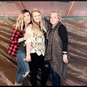 Meet your Posher, Carol